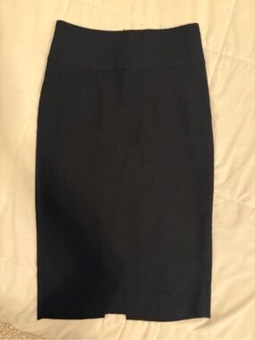 Zara Black Pencil Skirt - Timeless Workwear